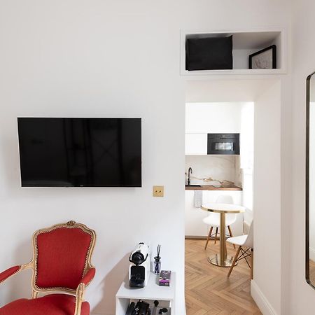 Paris Eiffel Apartment Exterior photo